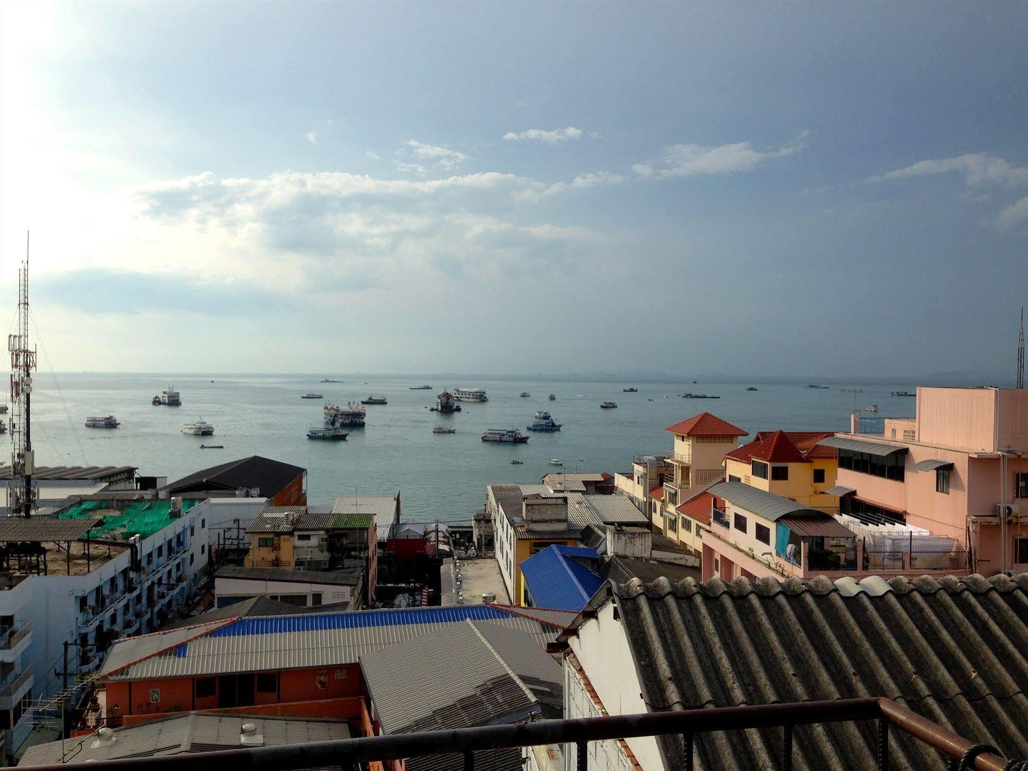 Cherry Hotel Pattaya Zewnętrze zdjęcie